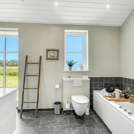 Inola - 1km From The Sea By Interhome * Lokken